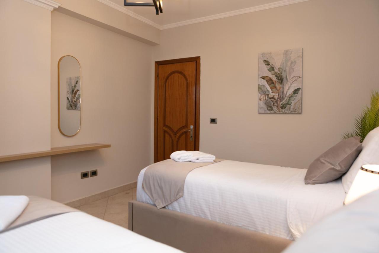 Spacious City Paradise - 3Br Apt In The Heart Of Тирана Экстерьер фото